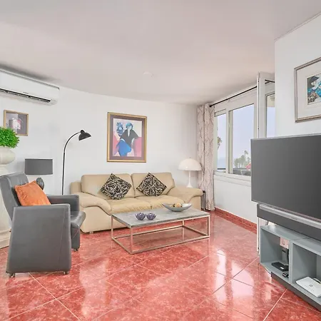 Spectacular Sea Views, 2 Bed,2 Bath Apartamento *