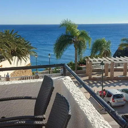 Spectacular Sea Views, 2 Bed,2 Bath Apartamento *