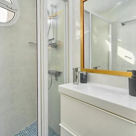 Spectacular Sea Views, 2 Bed,2 Bath アパート