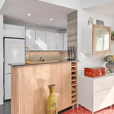 Spectacular Sea Views, 2 Bed,2 Bath נרחה