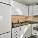 Апартаменты Spectacular Sea Views, 2 Bed,2 Bath Нерха