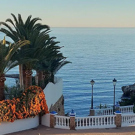 Spectacular Sea Views, 2 Bed,2 Bath Apartment Nerja