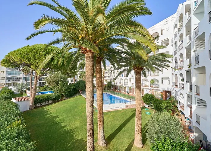 Spectacular Sea Views, 2 Bed,2 Bath 公寓 内尔哈