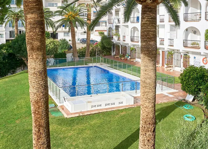 Spectacular Sea Views, 2 Bed,2 Bath 公寓 内尔哈