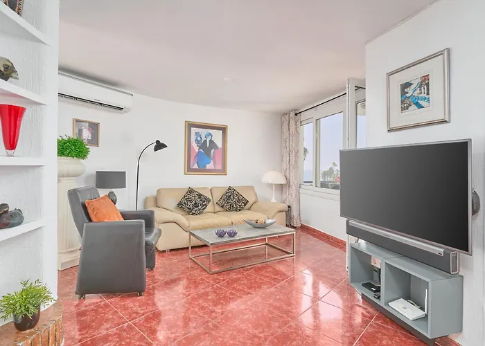 아파트 Spectacular Sea Views, 2 Bed,2 Bath