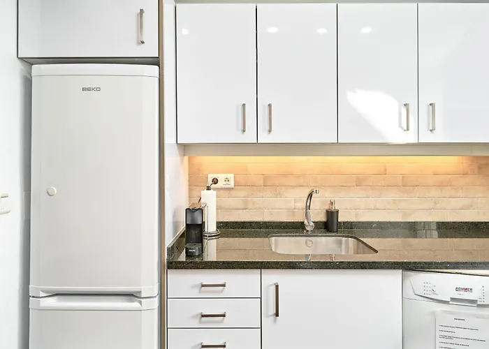 Spectacular Sea Views, 2 Bed,2 Bath 아파트 *