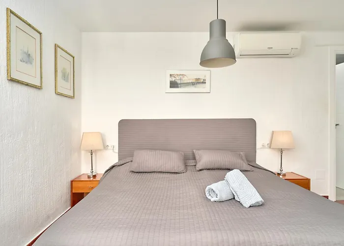 Spectacular Sea Views, 2 Bed,2 Bath 아파트 *