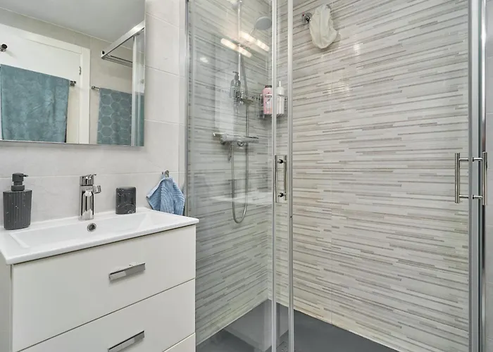 아파트 Spectacular Sea Views, 2 Bed,2 Bath *