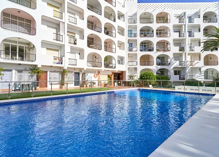 Spectacular Sea Views, 2 Bed,2 Bath * 네르하