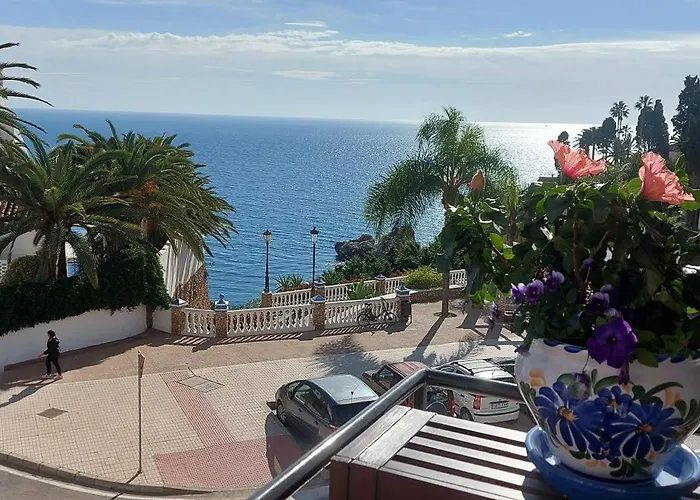 Spectacular Sea Views, 2 Bed,2 Bath